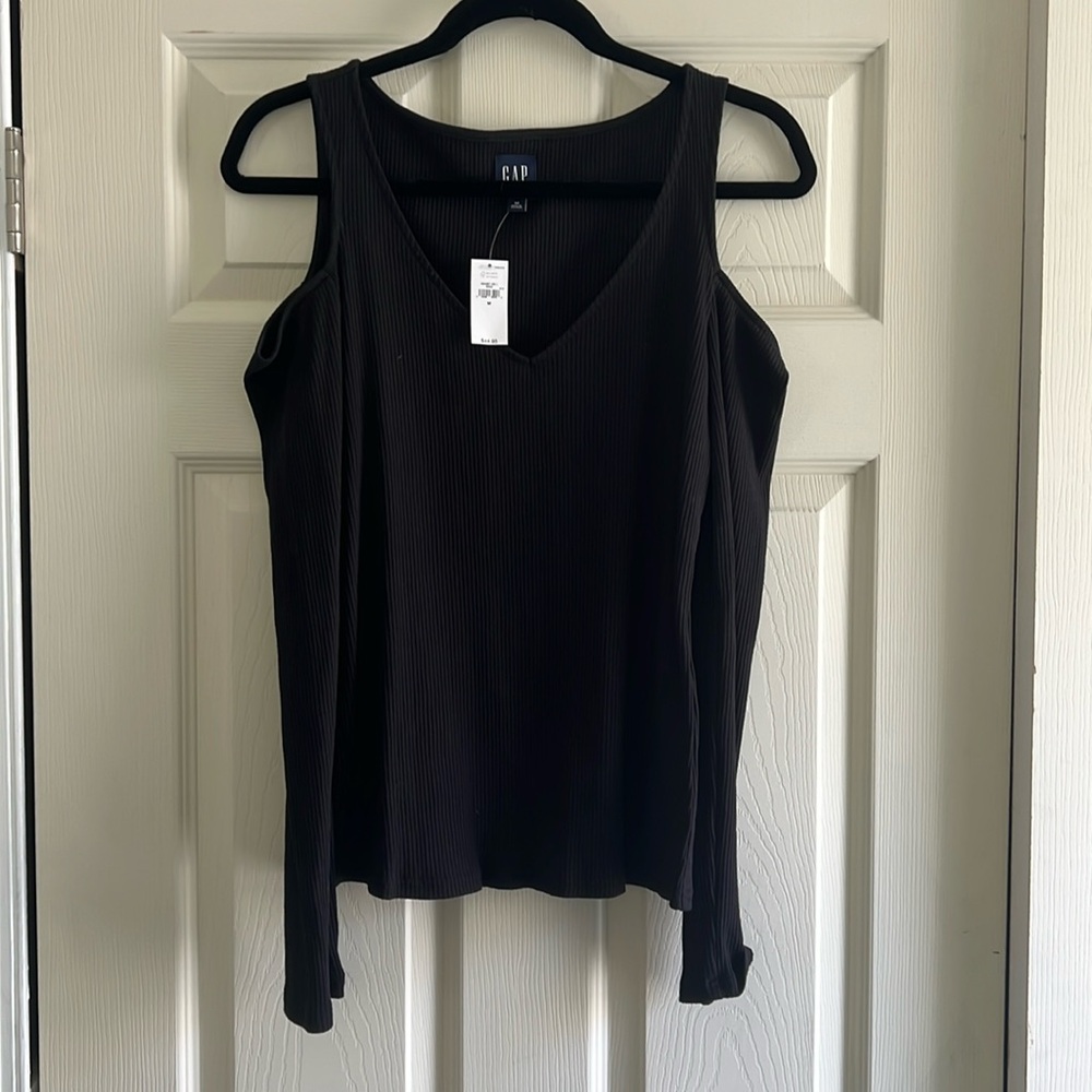 Gap black cold shoulder ribbed long sleeve top